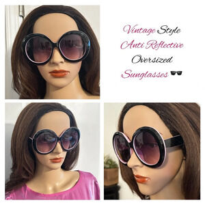 Source Unknown Black and Pink Oversized Sunglasses